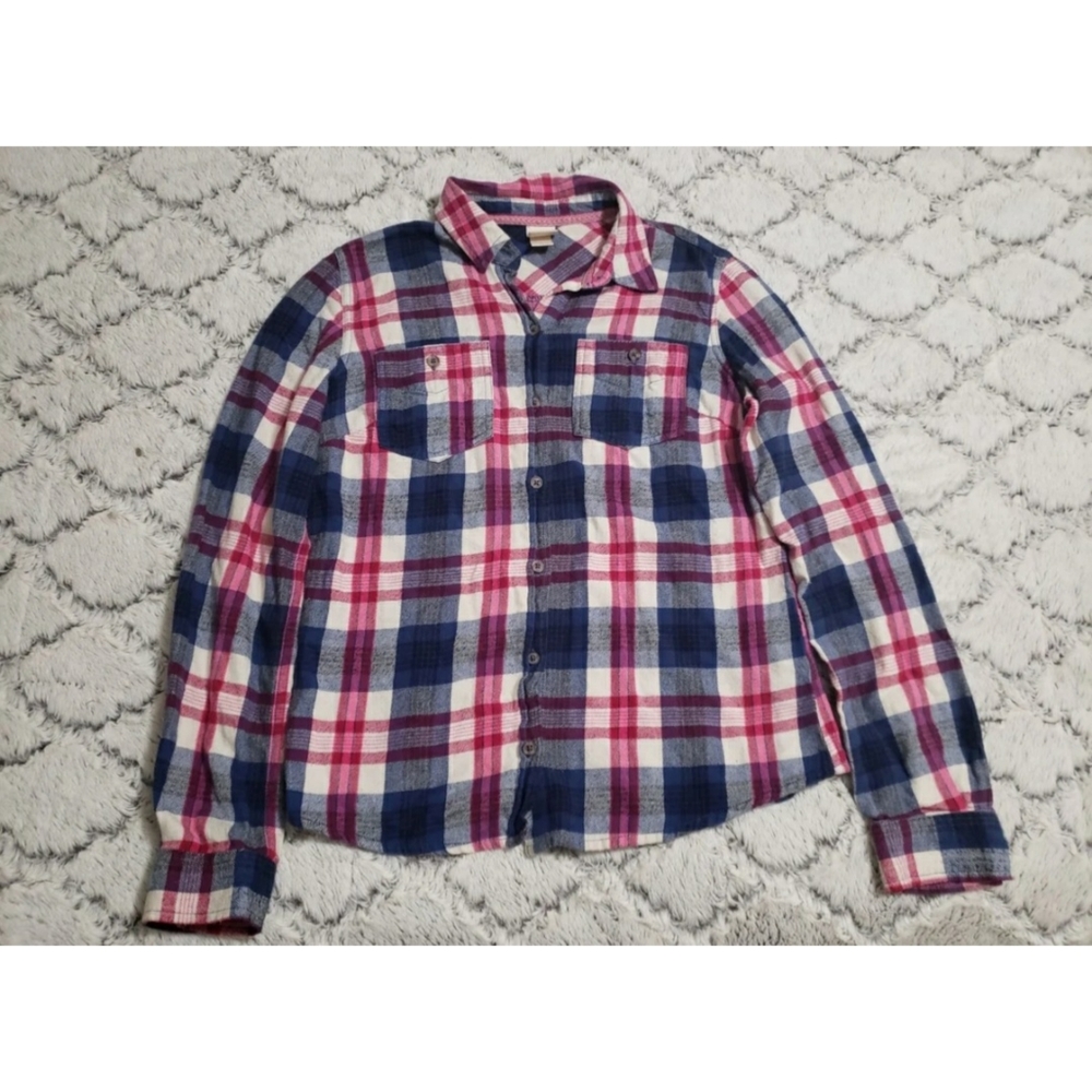Pink and blue flannel size small